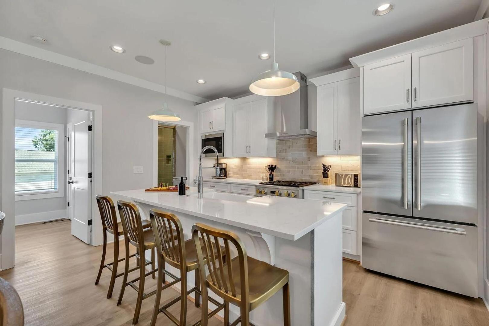 Ensemble-4 Unit Combo-8 Mins To Broadway Holiday home Nashville