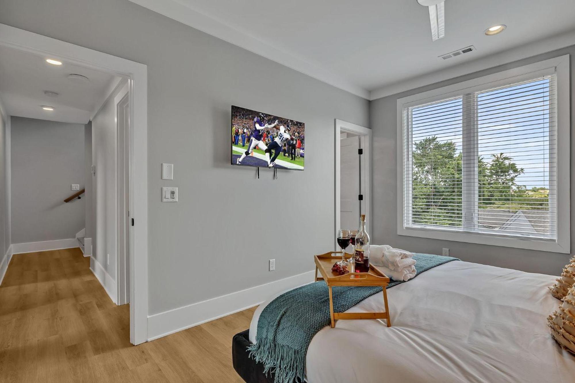 Tenor - Private Rooftop - 8 Mins To Broadway Nashville