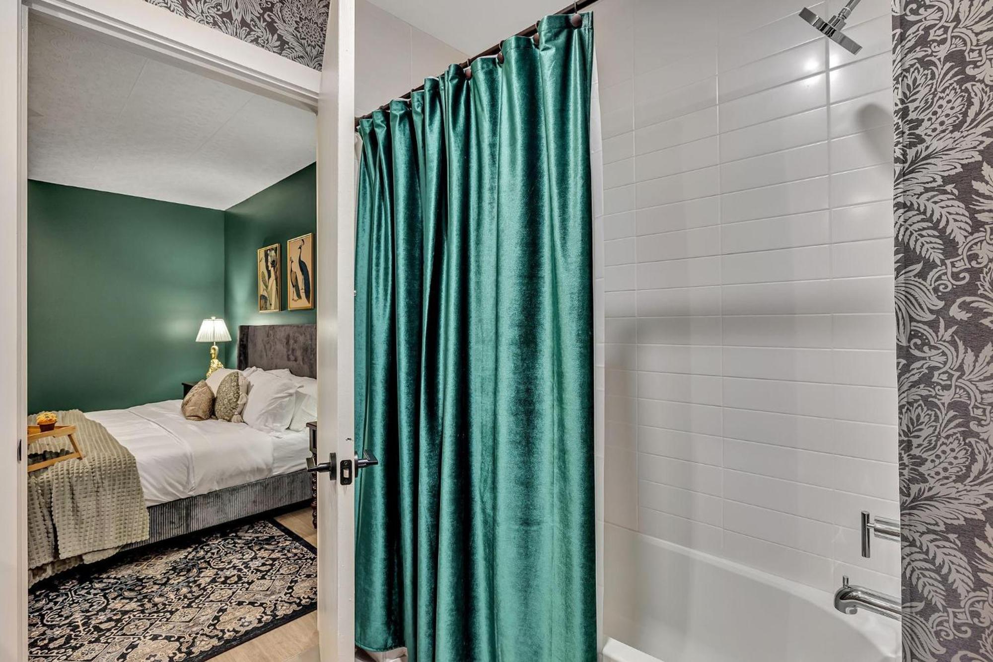 Hyve - Prohibition Parlor - Walk To Broadway Holiday home *