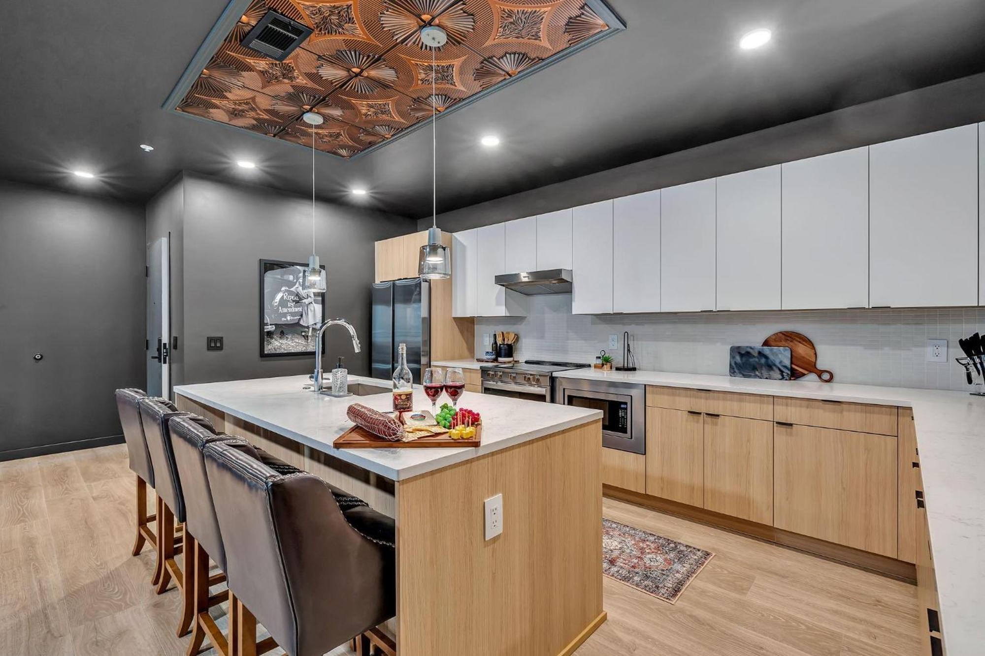 Holiday home Hyve - Prohibition Parlor - Walk To Broadway
