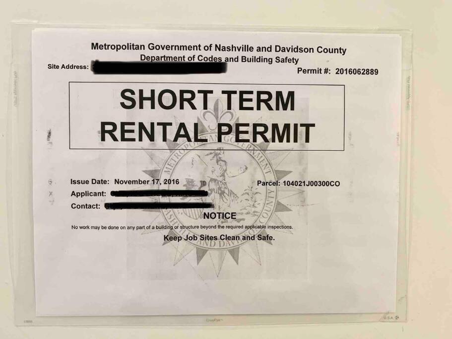 Holiday home Modern - Mins To Broadway