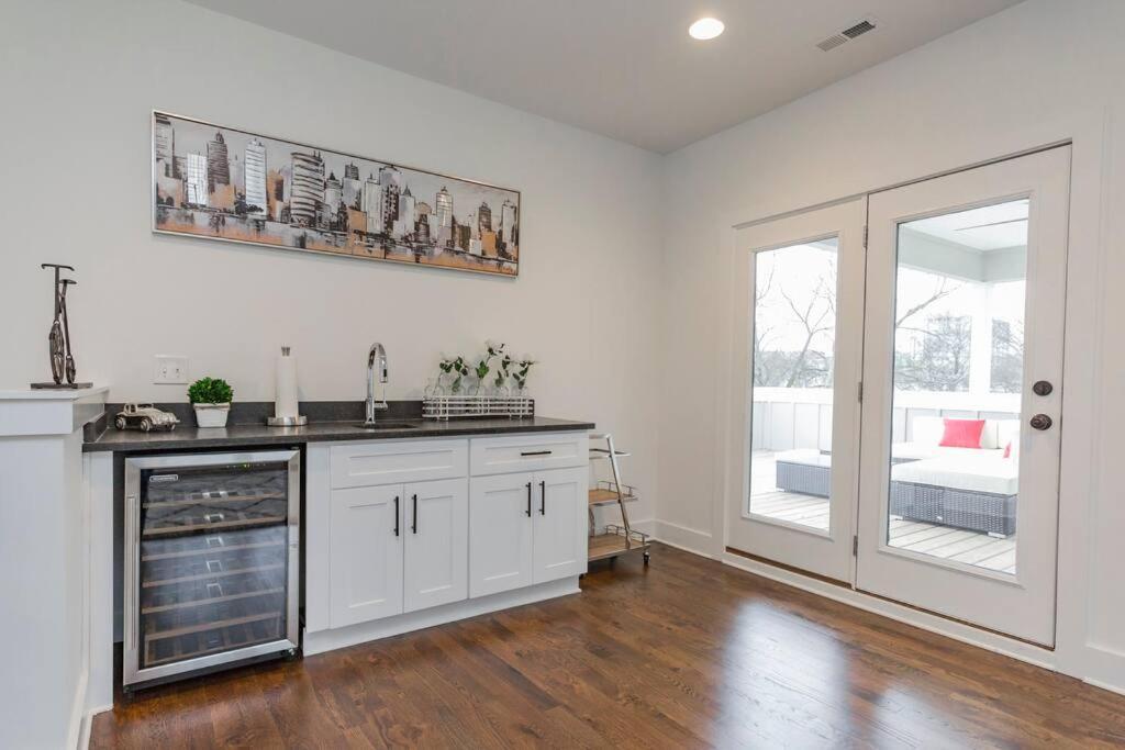 New Luxury Big House Near Gulch 4 King 4 Queen 2 Twin *