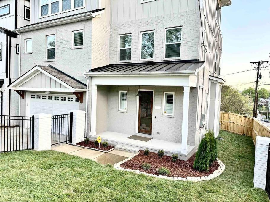 New Luxury Big House Near Gulch 4 King 4 Queen 2 Twin * Nashville