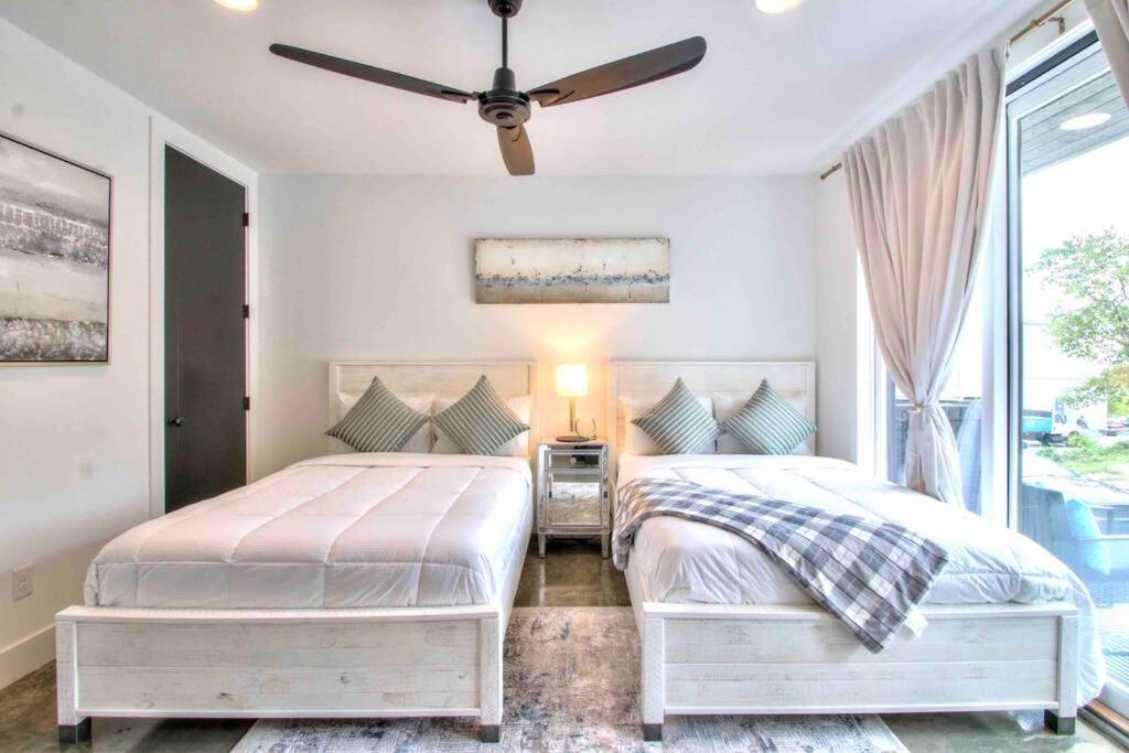 Luxurious Morden Loft Huge Rooftop & Skyline Views Nashville