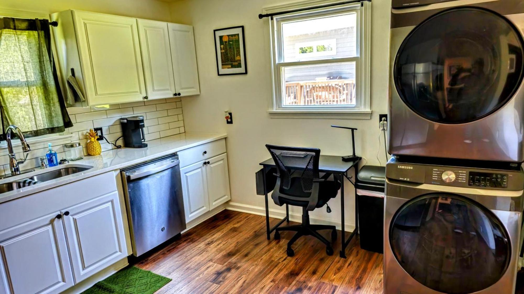 Luxury Duplex Unit In Apartment Nashville