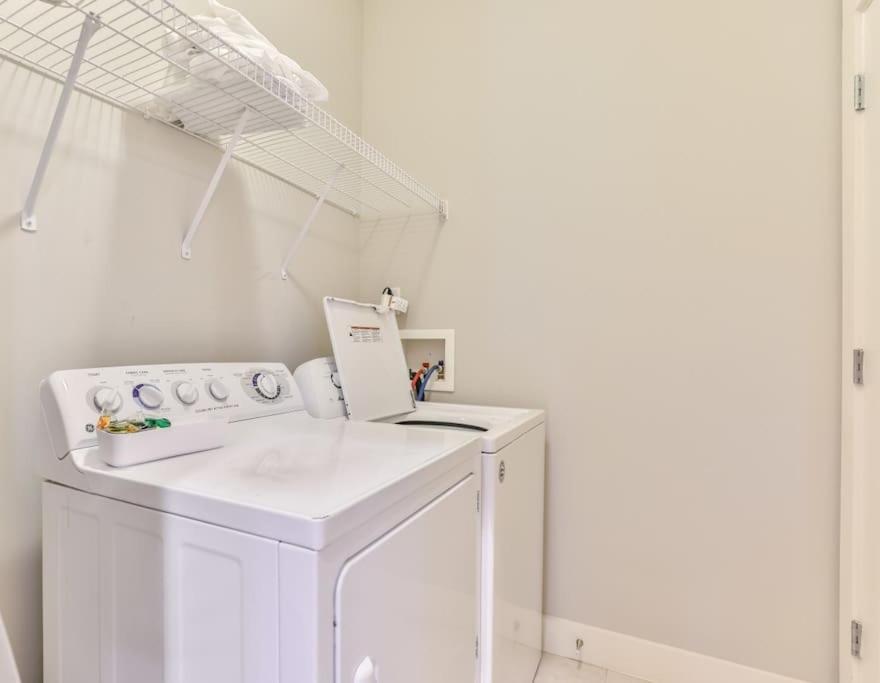 Apartment Pinkbme - 8 Min To Downtown, Free Parking Nashville