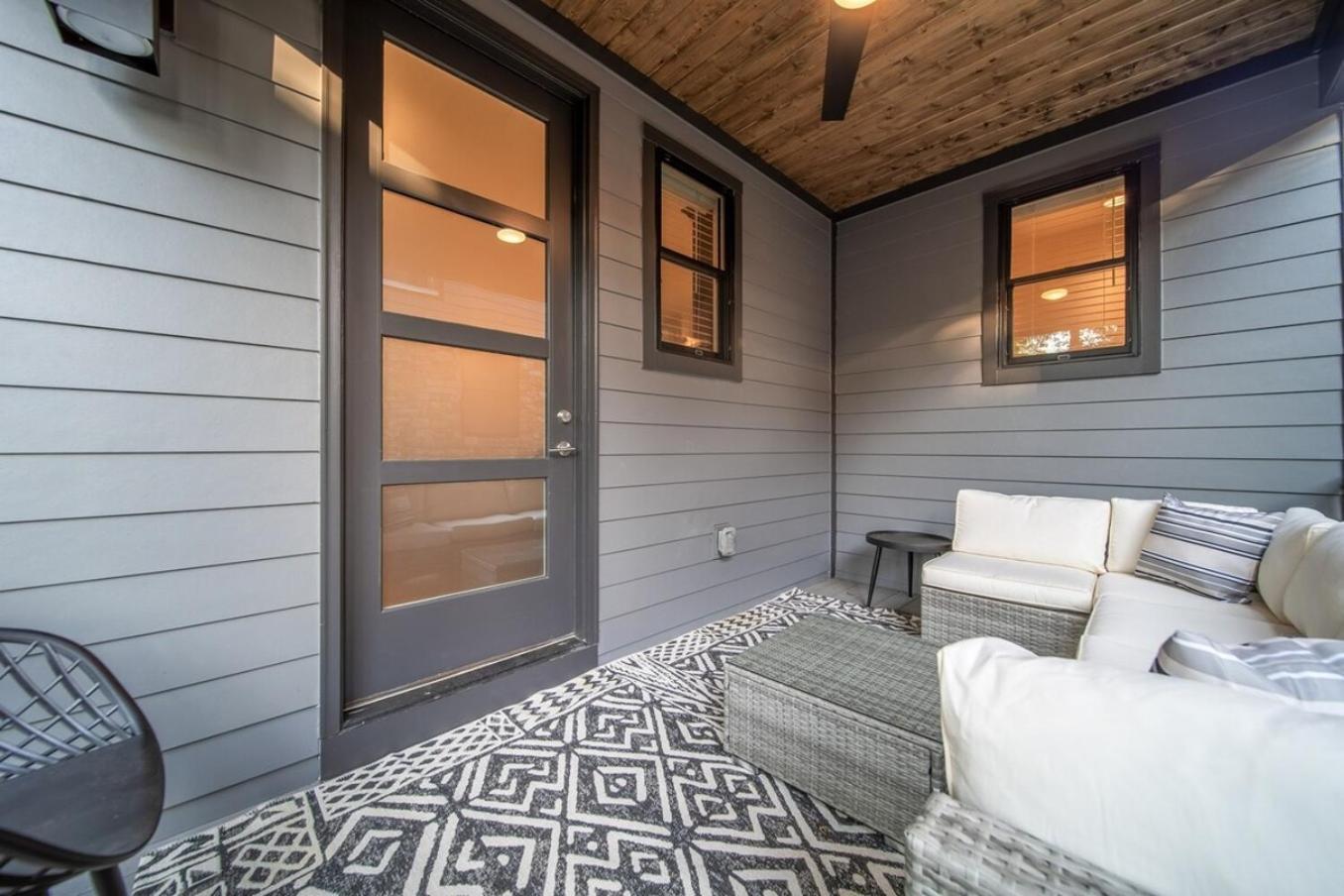 Sojourners Haven - 2 Mi To Downtown & Broadway Holiday home