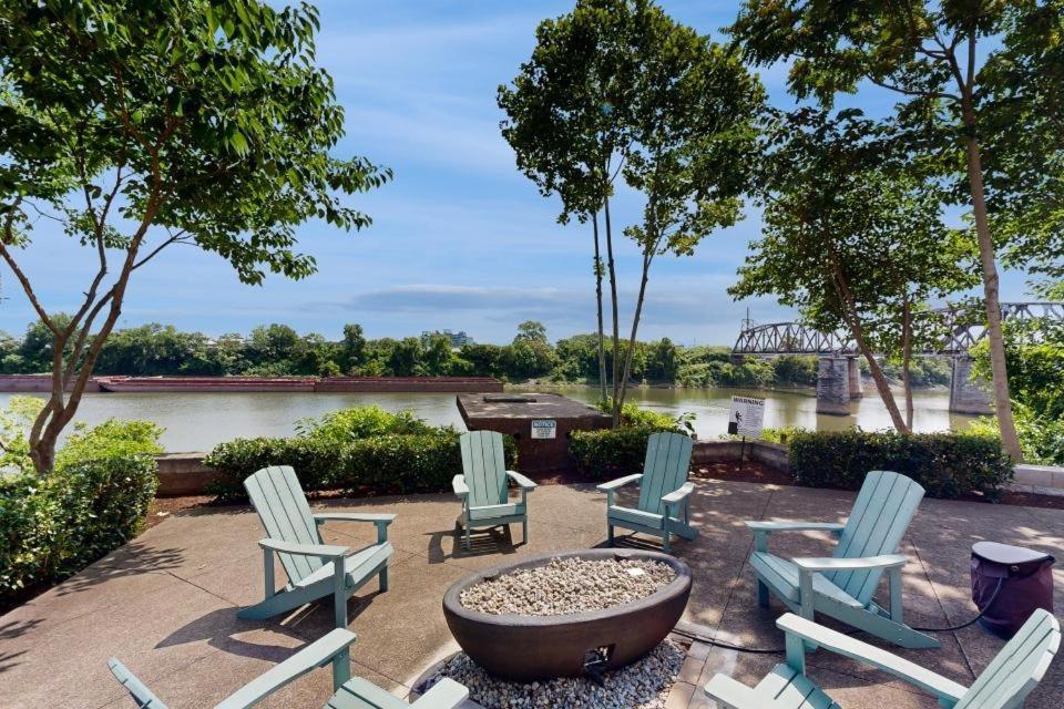 Riverfront Retreat *