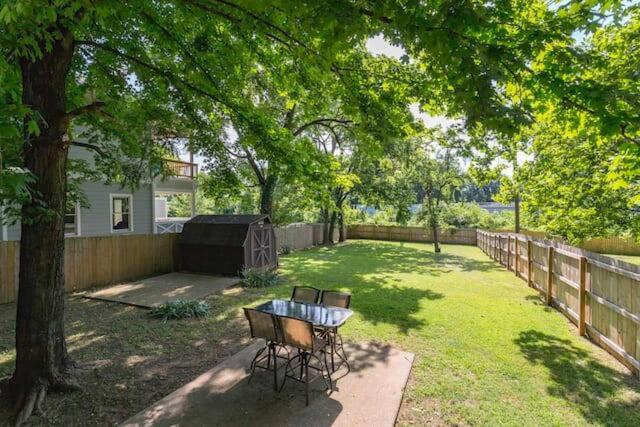 Holiday home 3 Bedroom Only 3 Miles From Downtown