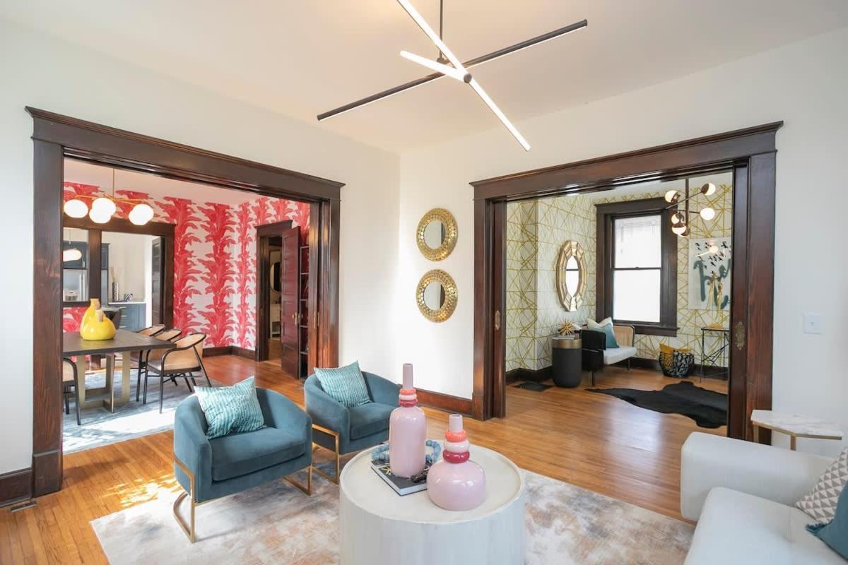 Historic Jewel Walk To Eats & Shops Holiday home *