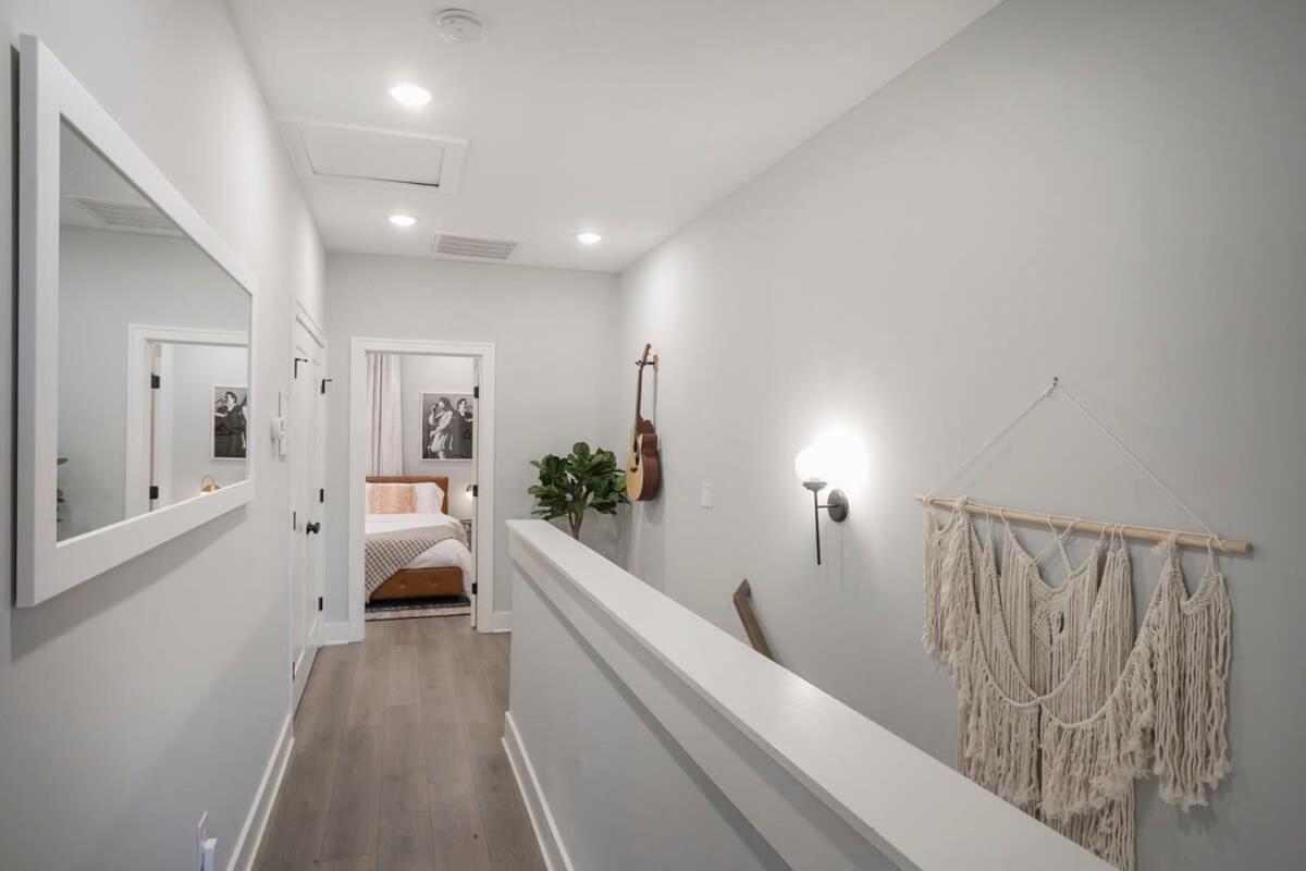 3 King Beds In Hip East Nash 1 Mile To Dwntn Nashville