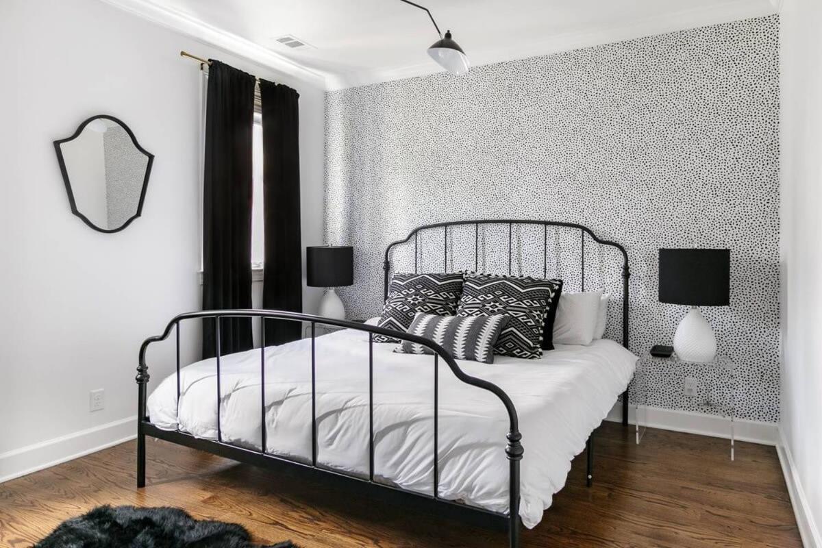 Relax Into Urban Chic At A Textured East
