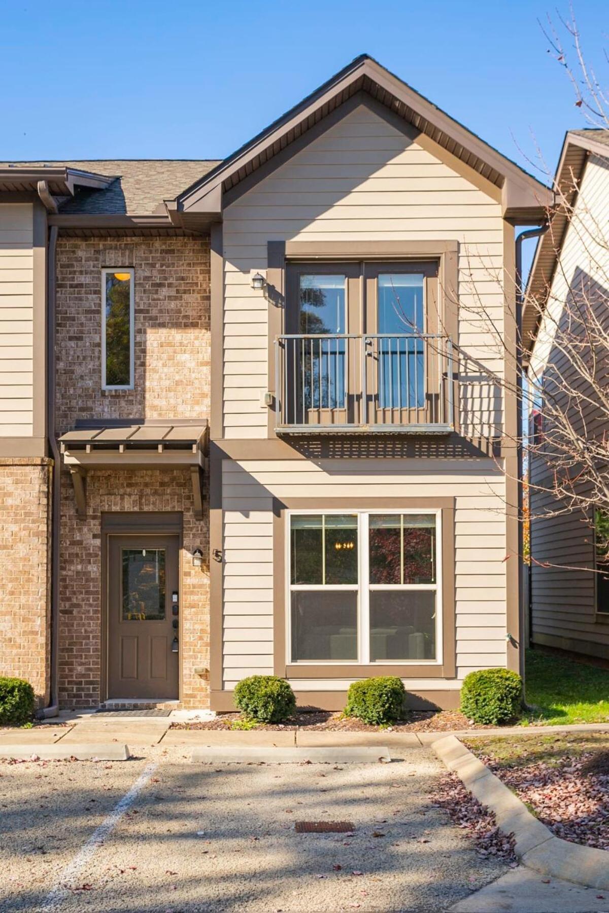 Relaxing 2 Bd 2 5 Ba Base *