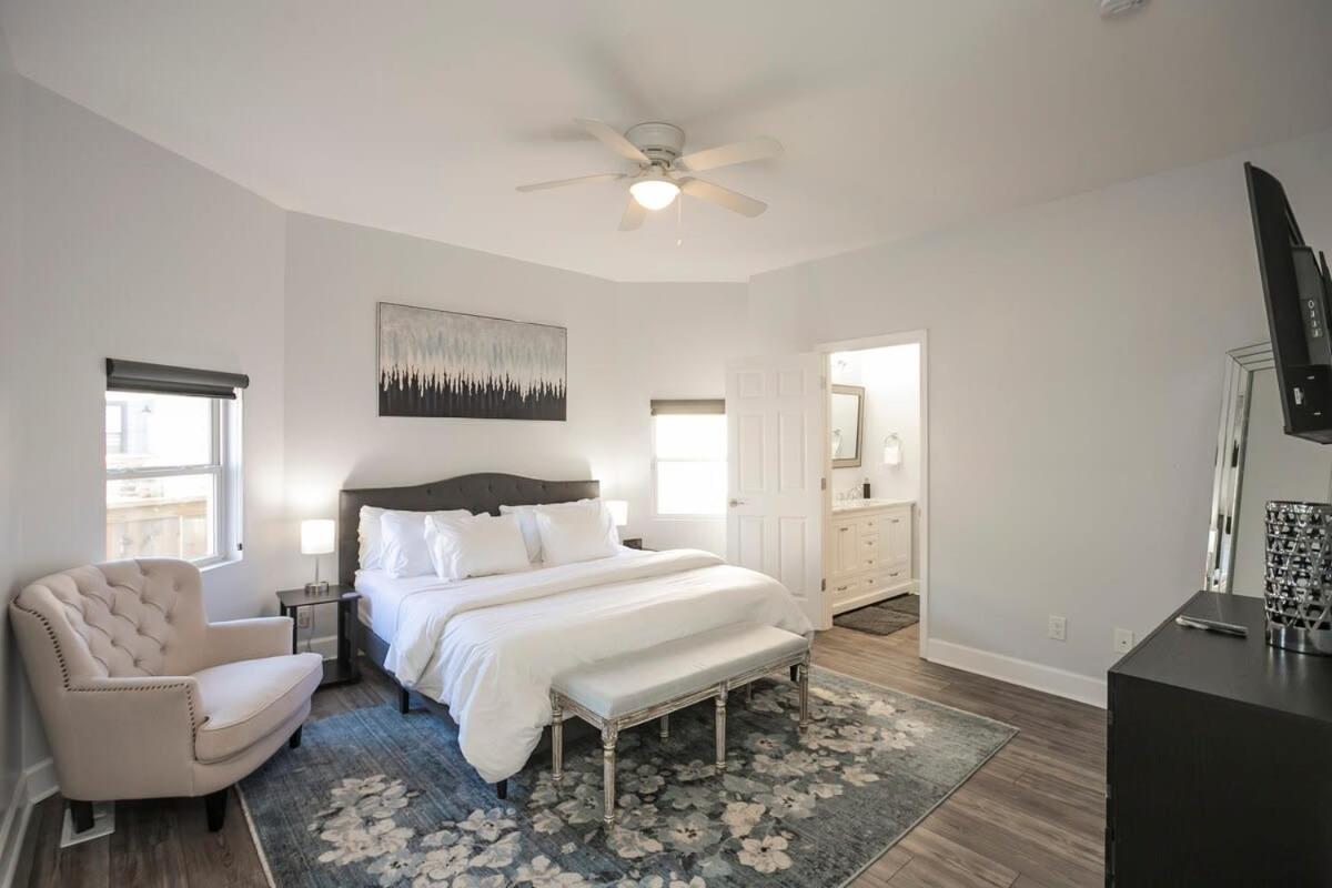 Spacious Only 2 Miles From Downtown * Nashville