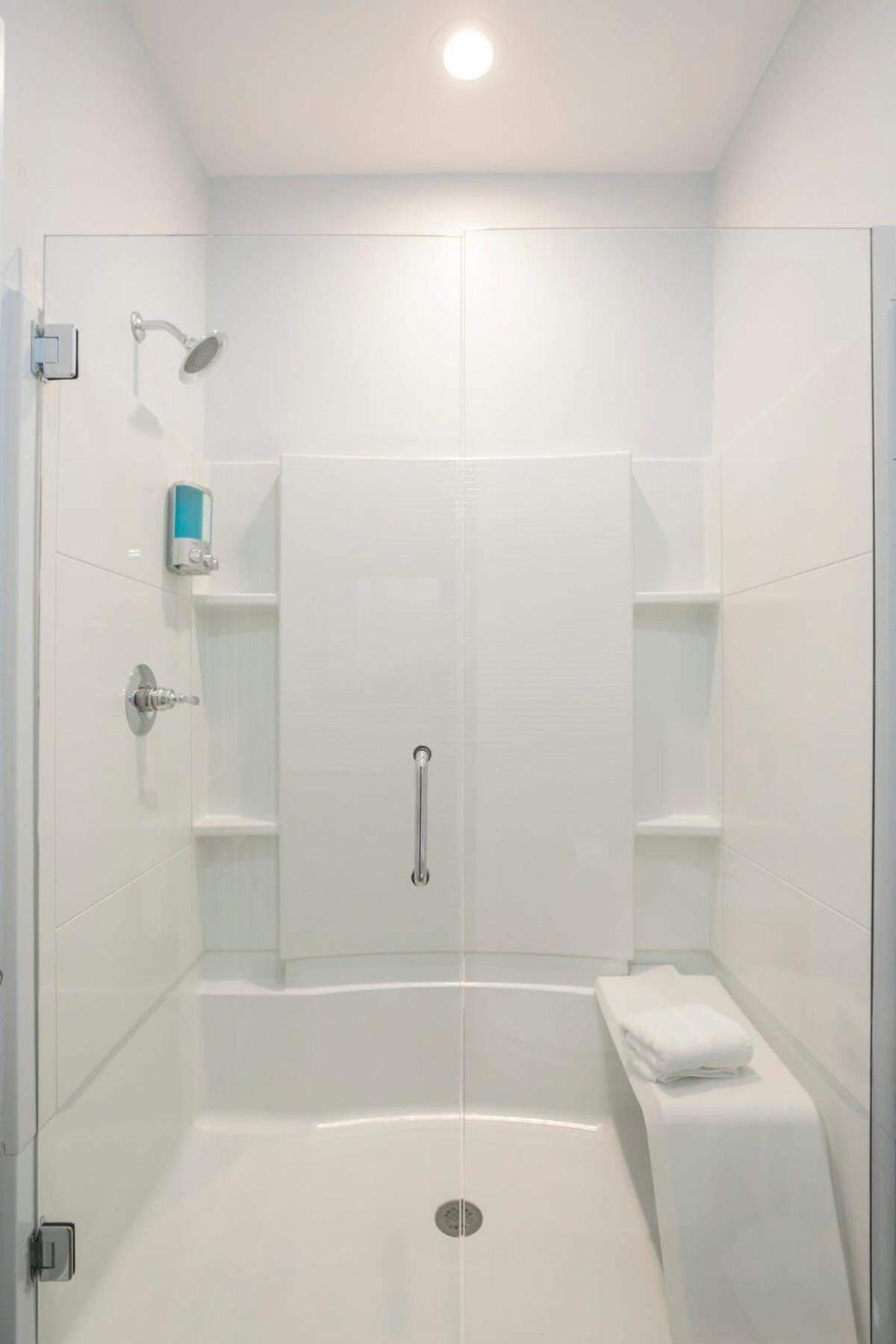 Holiday home Spacious Only 2 Miles From Downtown Nashville