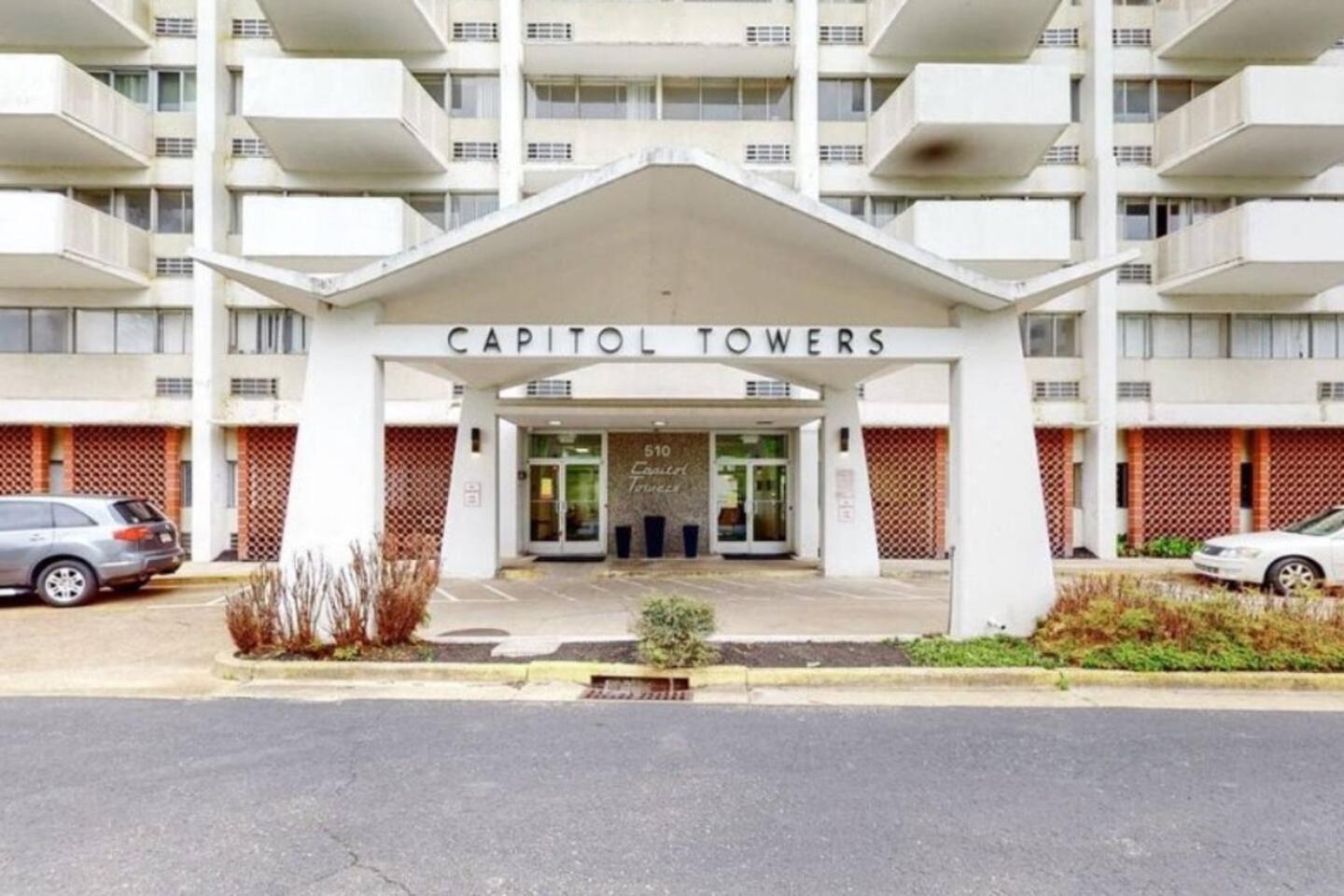 Traveling Nurses And Professionals Parking Included Pet Friendly Downtown Apartment