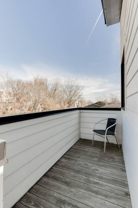 Holiday home Rooftop Fun, Walk To The Gulch And 12th S Near Broadway