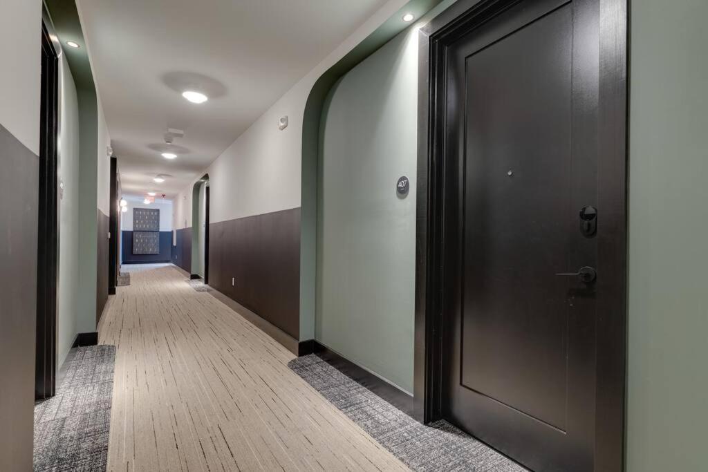 Brand New-luxury Apartment-downtown