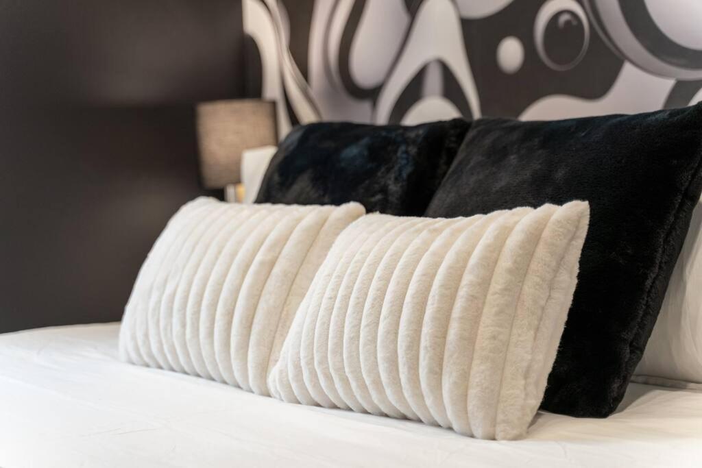 Apartment Brand New-luxury Apartment-downtown Nashville