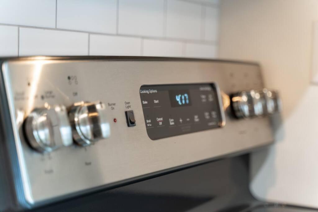 Apartment Urban-chic 1mi To New Sc Stadium! *