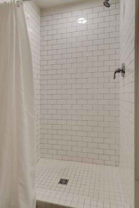 Apartment Urban-chic 1mi To New Sc Stadium! Nashville