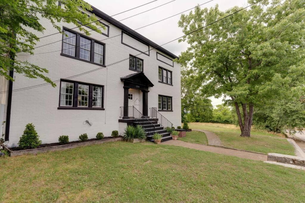 Apartment Sleep 8 In Our Cozy Colonial 2miles From Broadway Nashville