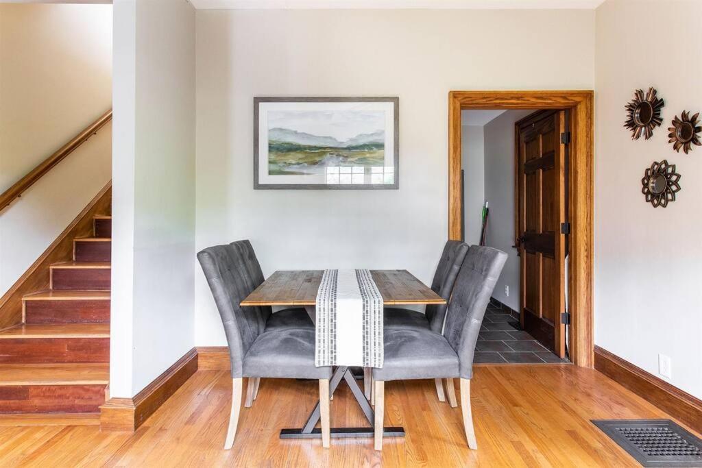 Prime Location In 12south, Walkable To Shopping & Dining Nashville