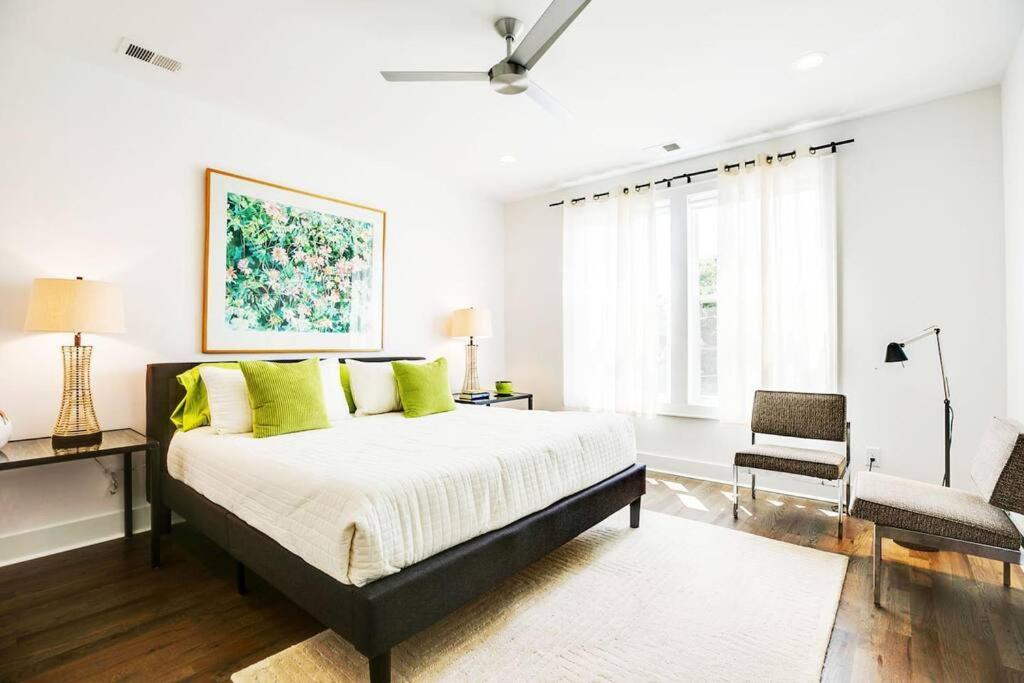 Holiday home Rooftop, Walk To Restaurants, Printers Alley, Downtown *