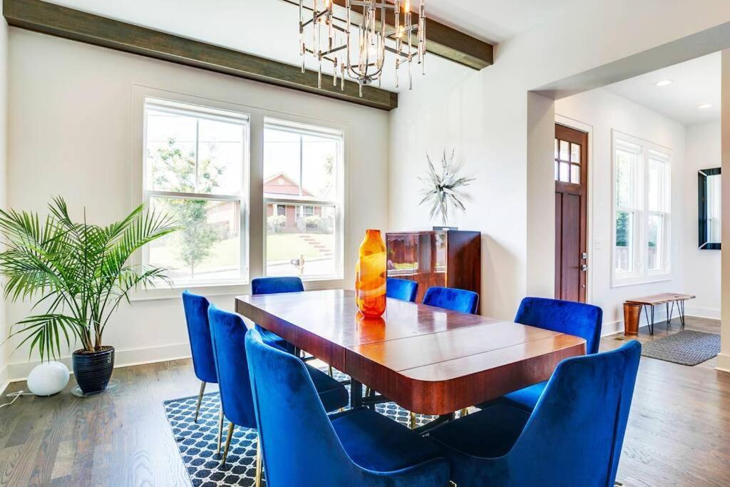 Holiday home Rooftop, Walk To Restaurants, Printers Alley, Downtown