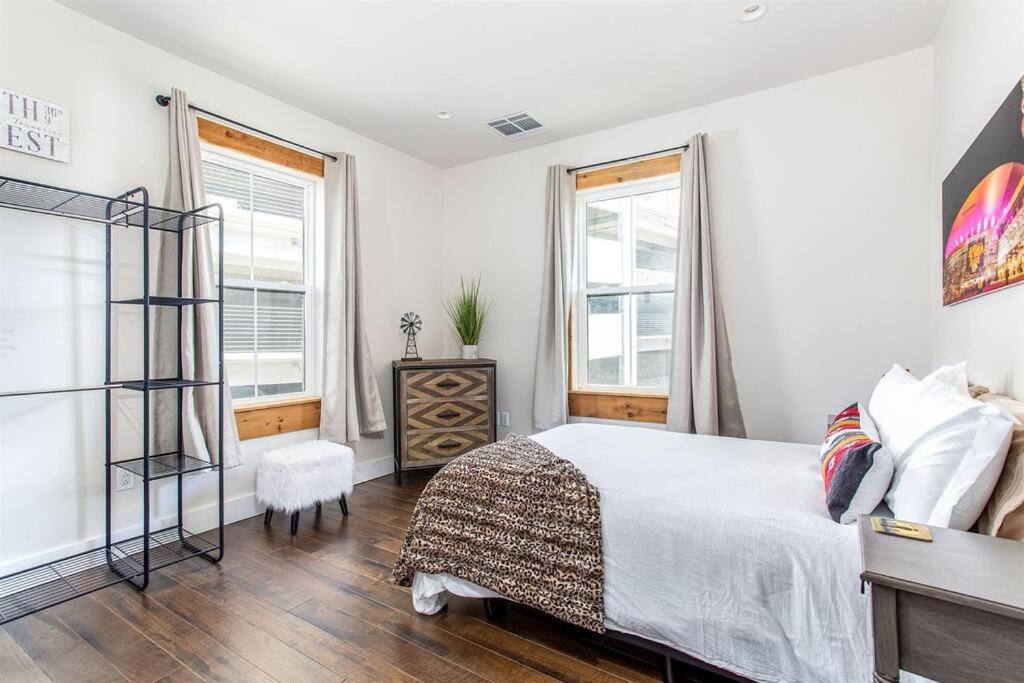 Apartment Historic Loft 2mi To Broadway On-site Speakeasy *
