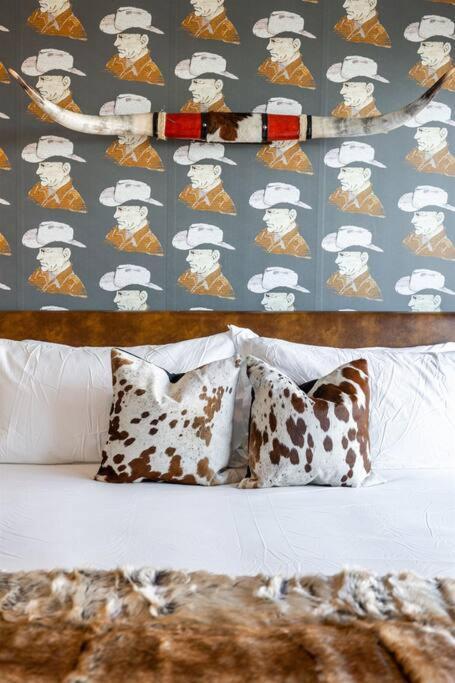 Apartment Downtown Midtown Vanderbilt, Honky Tonk Party Pad 2, Parking Gym Pool *