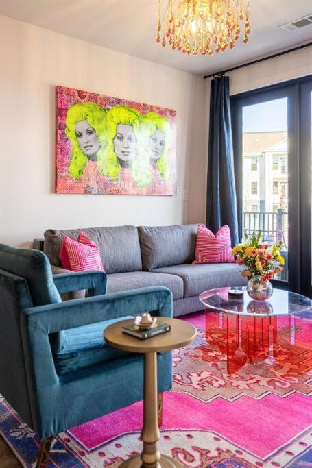 Downtown Midtown Vanderbilt, Honky Tonk Party Pad 2, Parking Gym Pool Apartment *