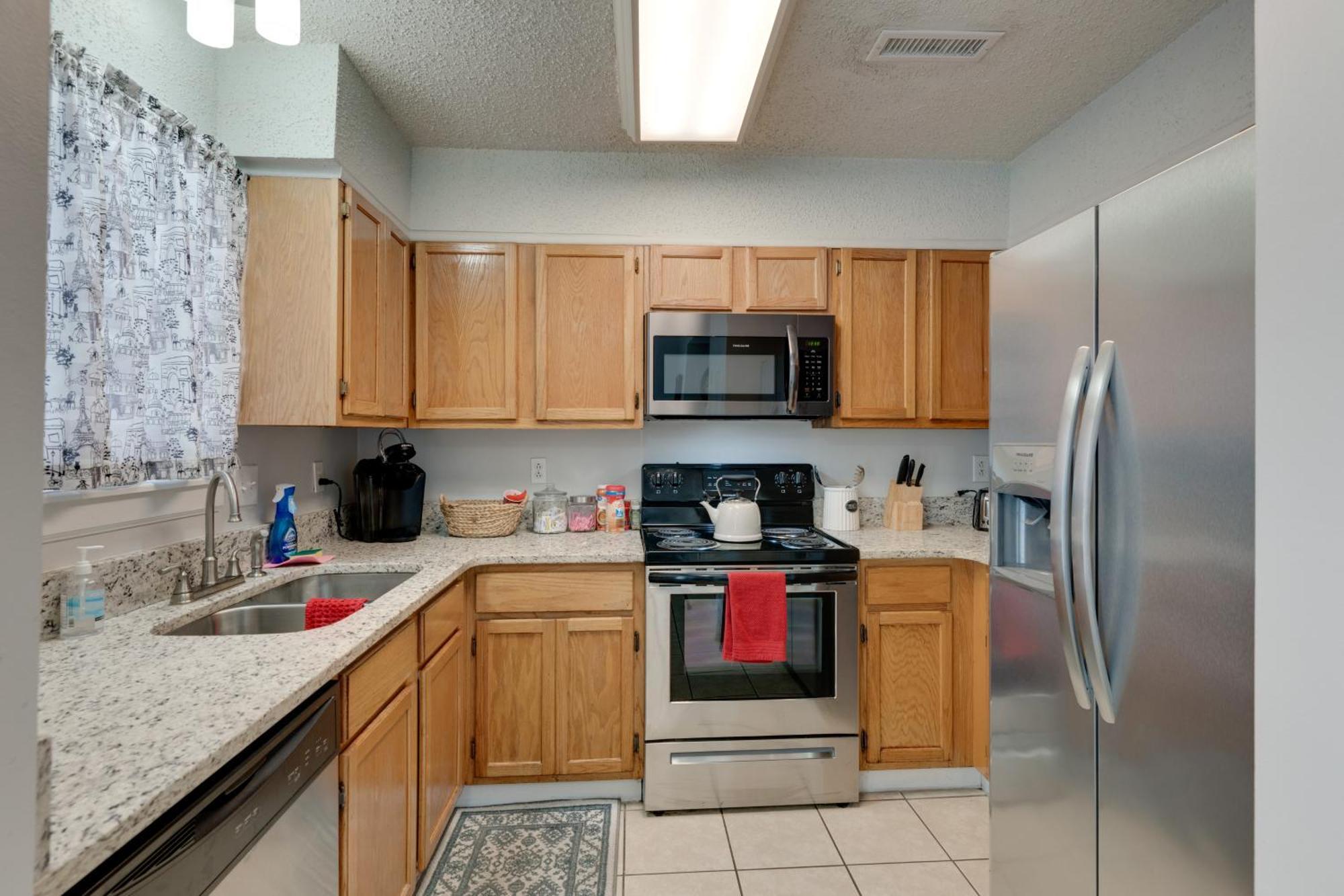 2 Bdr With Free Parking! 2m To Broadway! * Nashville