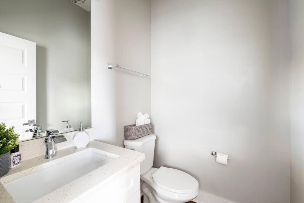 Hot Tub, Fire Pit, King Bd & Ig Opps - 5 Min To Dt * Nashville