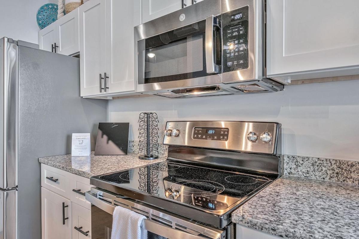 New Studio- 2 Beds 7 Mins To Dt Apartment