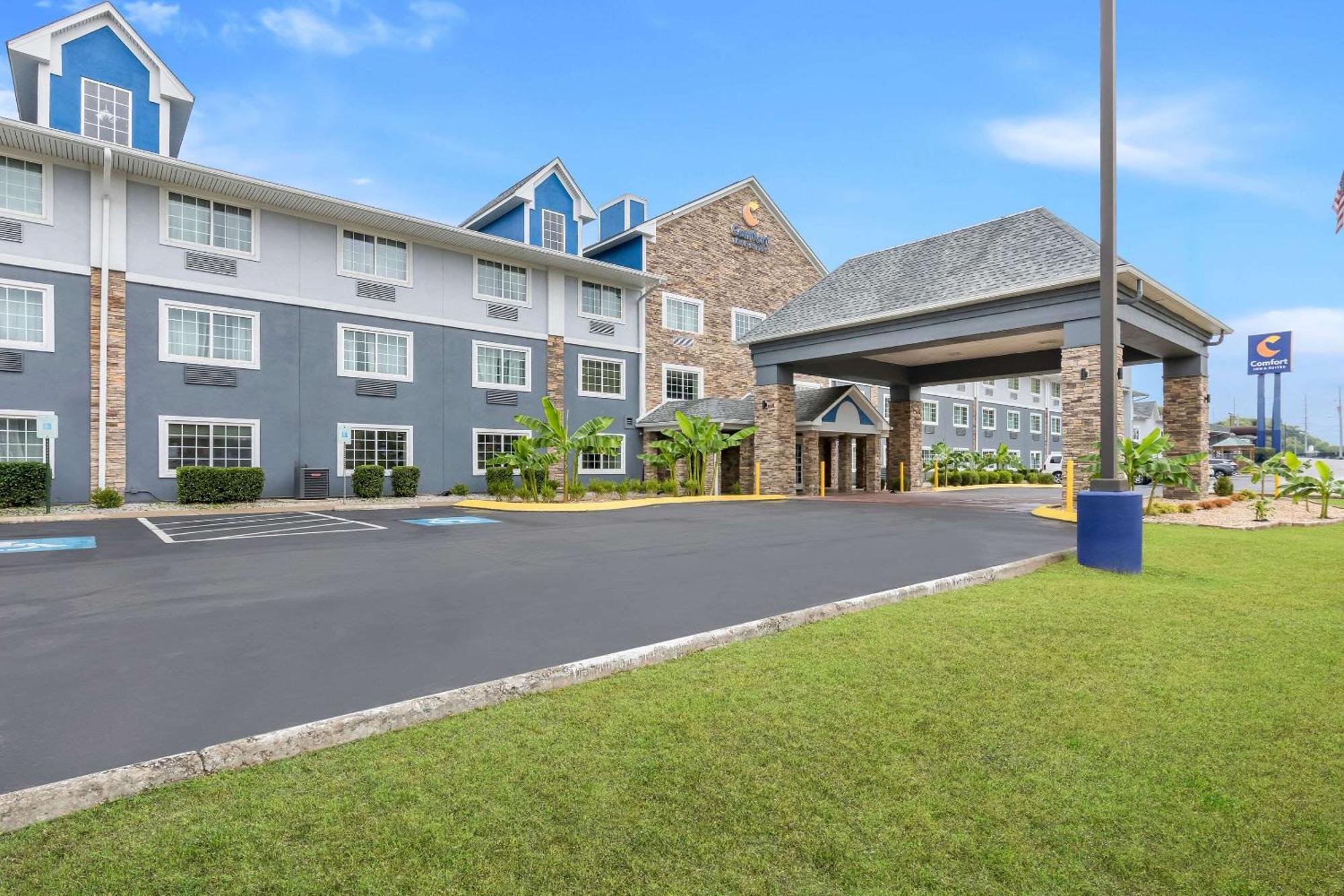 Comfort & Near Tanger Outlets I-24 Antioch Nashville