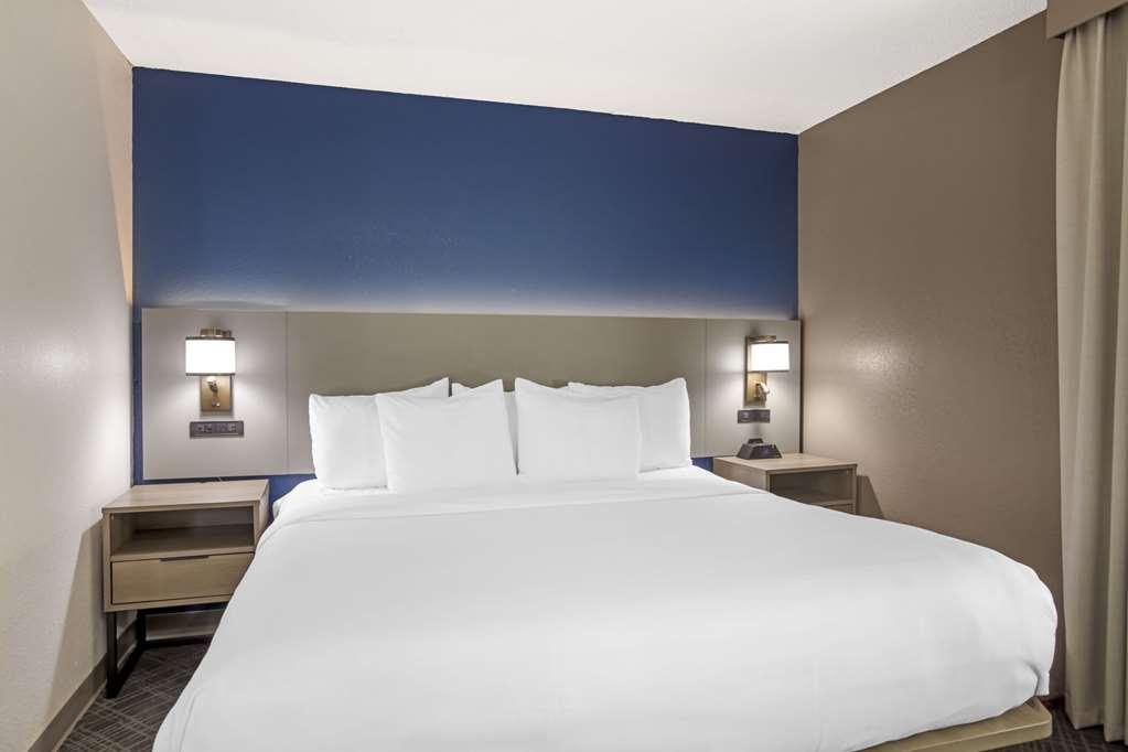 Comfort Airport - Bna Hotel Nashville