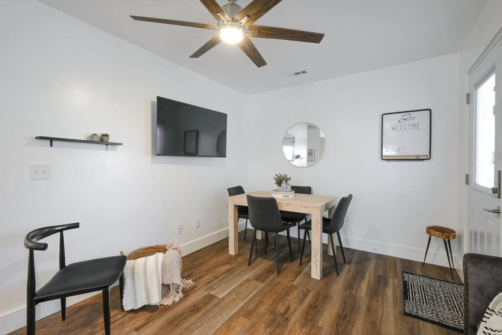 Holiday home Location Matters - Parking - Entertainment *