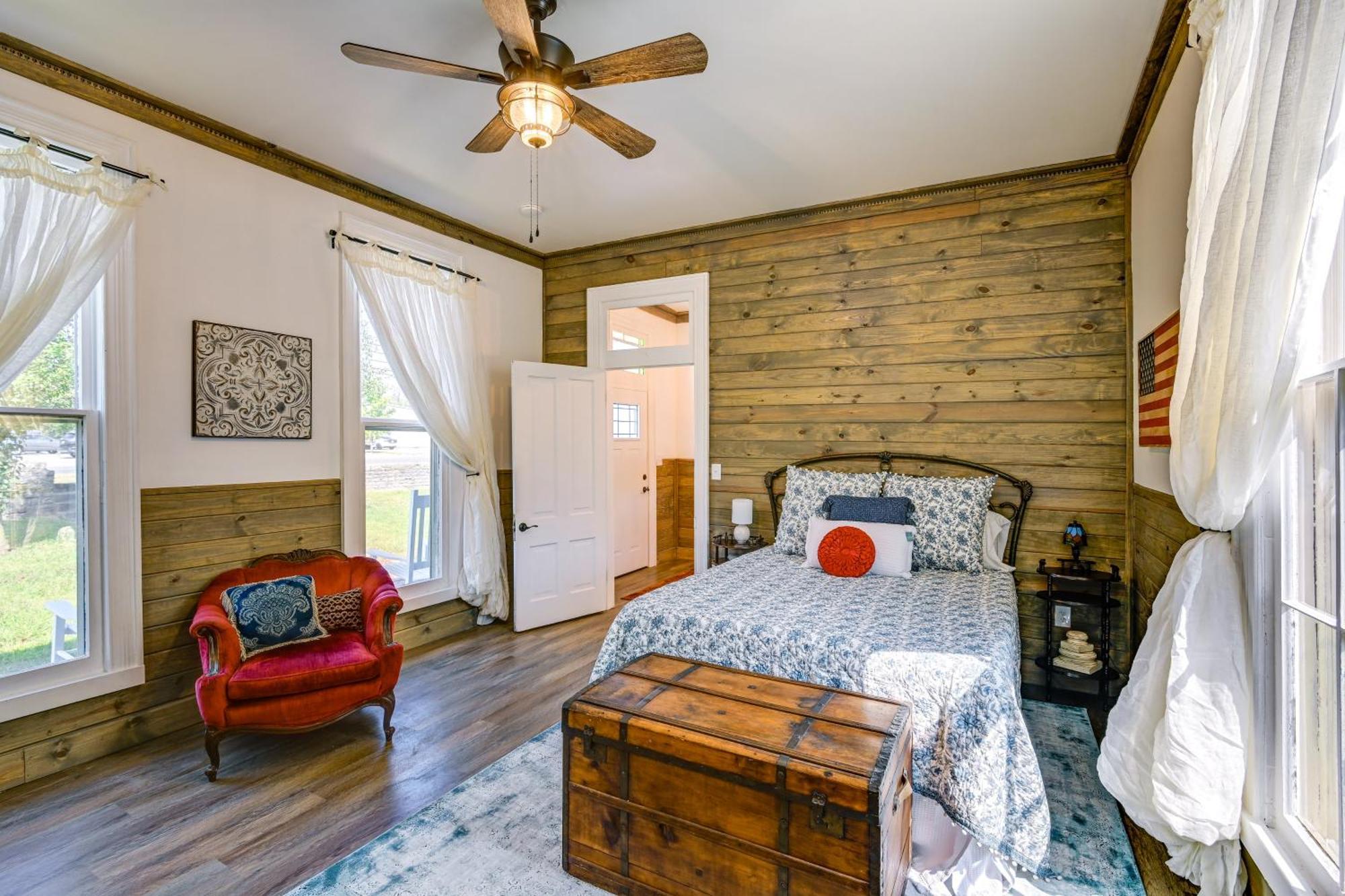 Holiday home Bright Whites Creek 12 Mi To Dtwn Nashville! Nashville