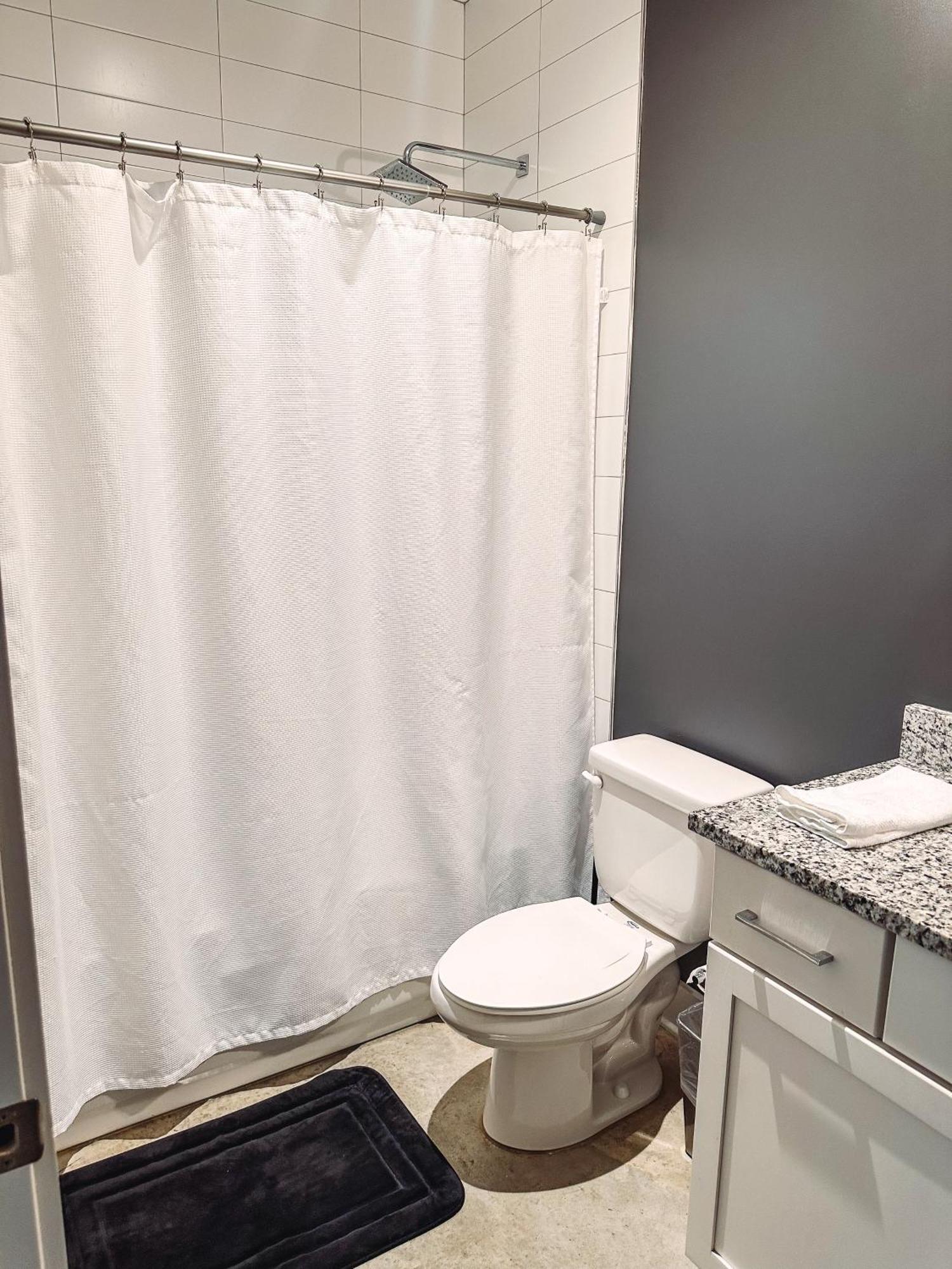 Holiday home The Swift House - 13 Bed Townhome In East Nash! Nashville