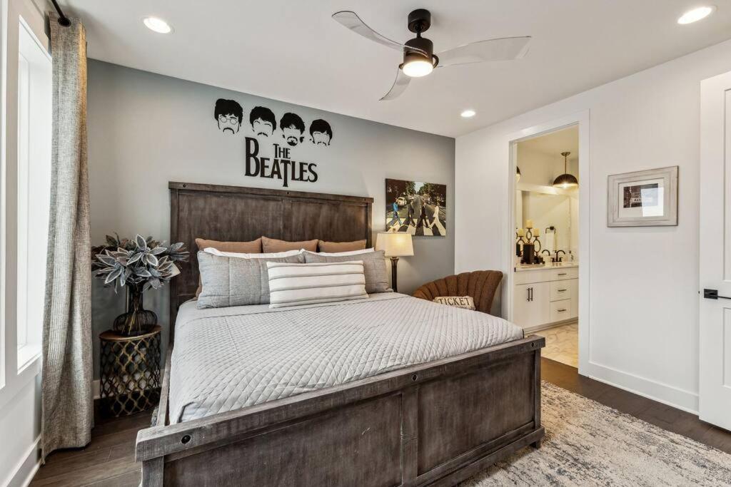 Music Cityview-brand New! Nashville