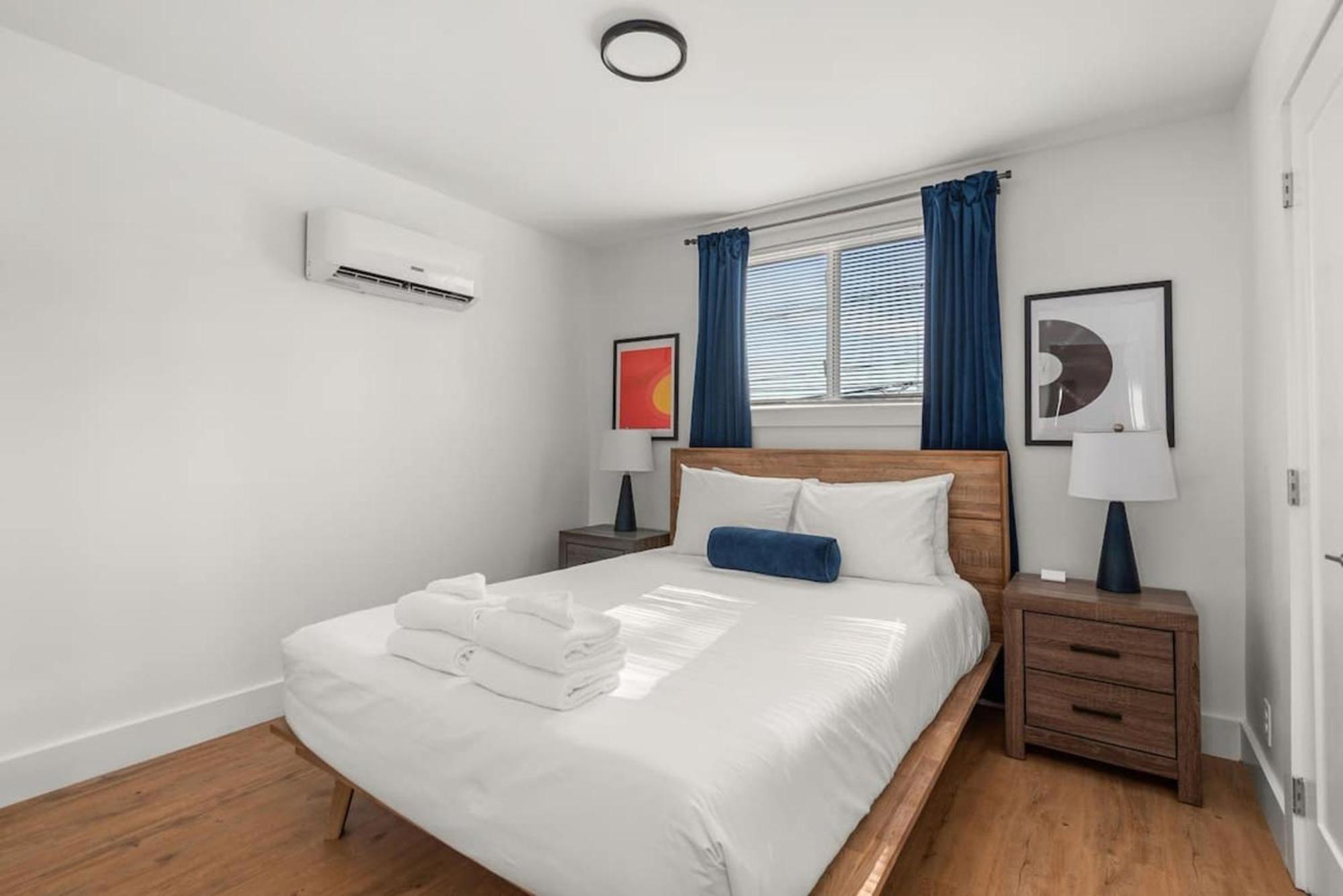 Chic Urban Haven- Your Escape Unit 7b Apts Apartment