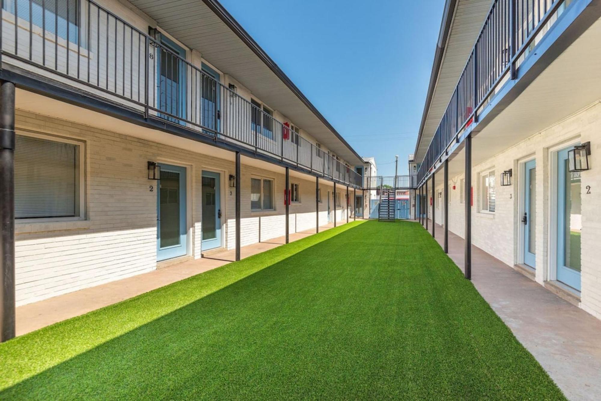 Chic Urban Haven- Your Escape Unit 7b Apts Nashville