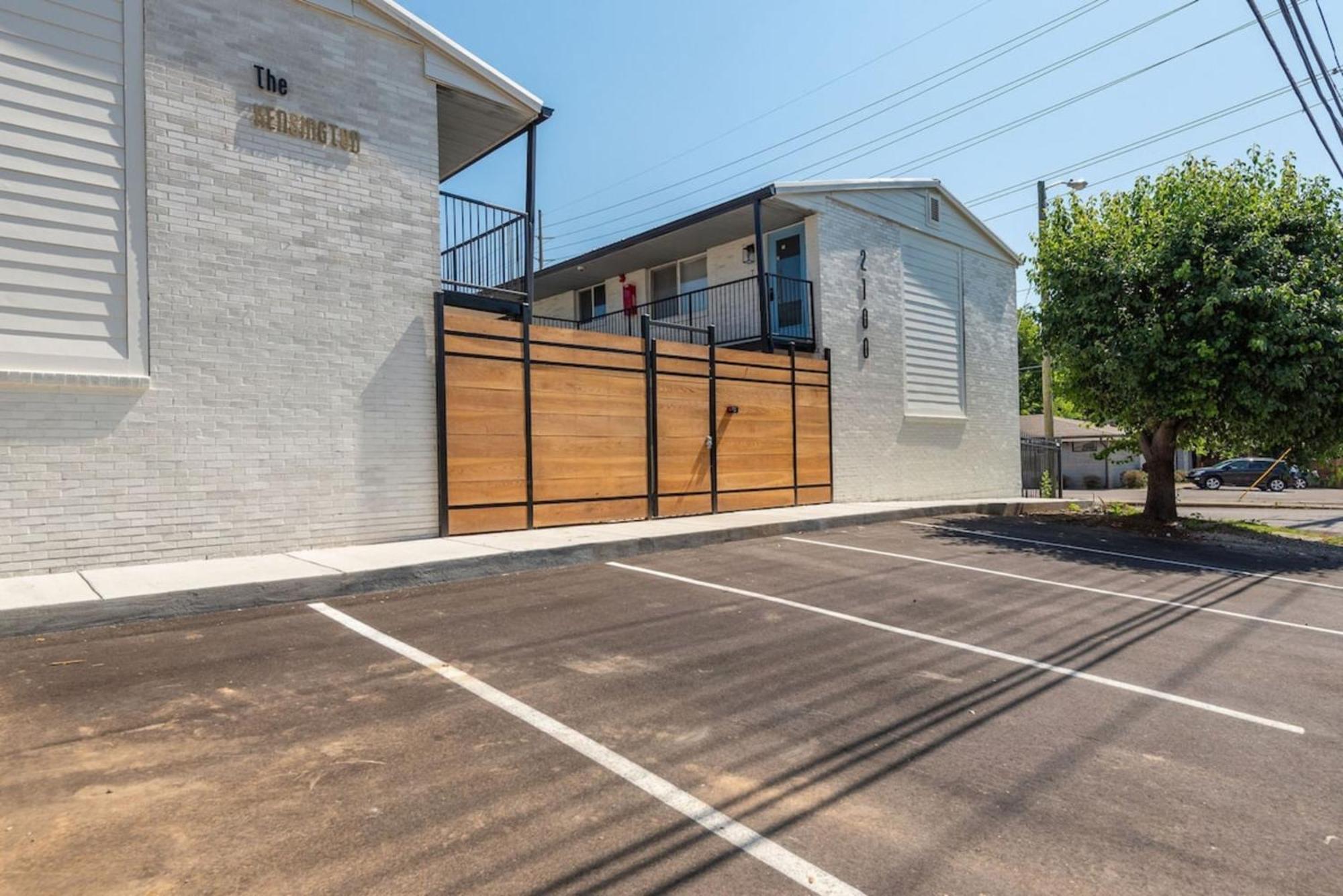 Chic Urban Haven- Your Escape Unit 7b Apts * Nashville