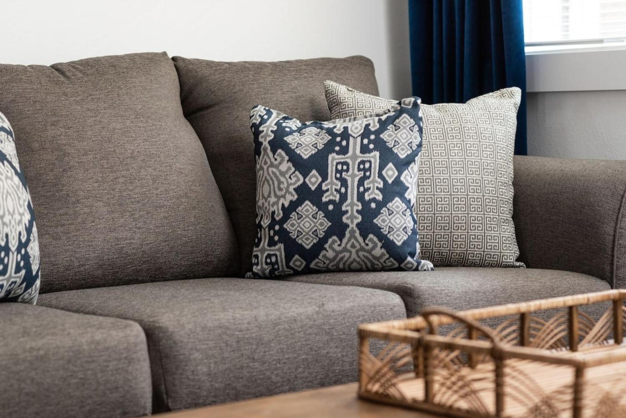 Living- A Stylish Escape Unit 6b Apts *