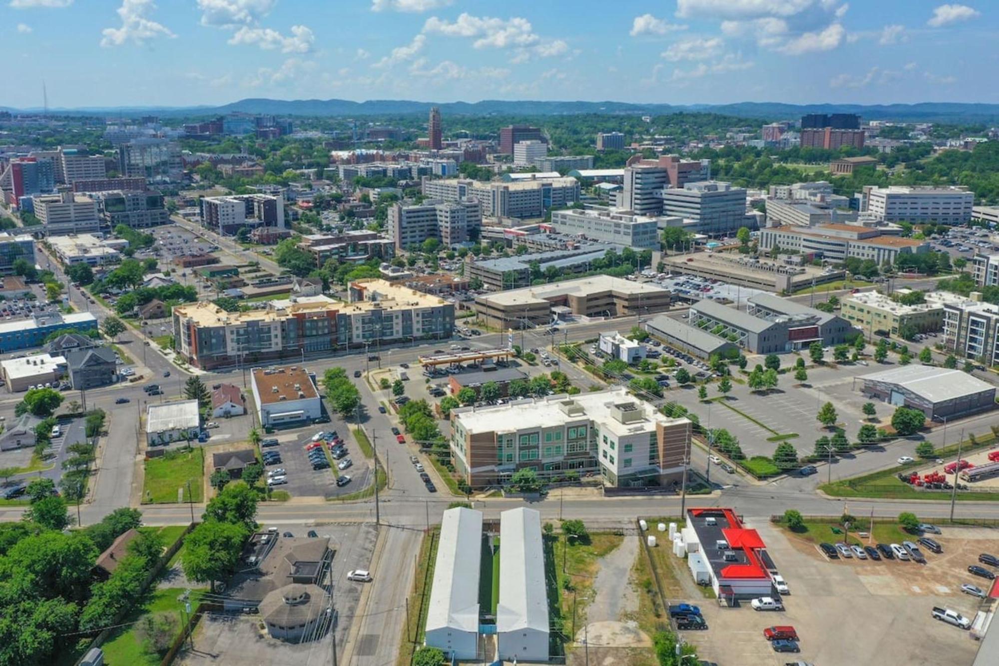 Modern Unit In Area Unit 10b Apts * Nashville