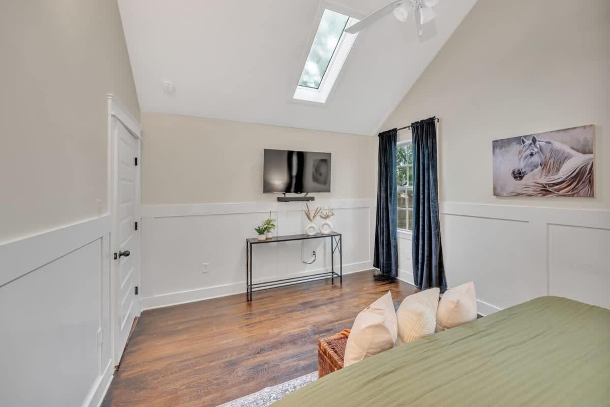 Lrg East Nash Mins 2 5pts & 5m To Dt