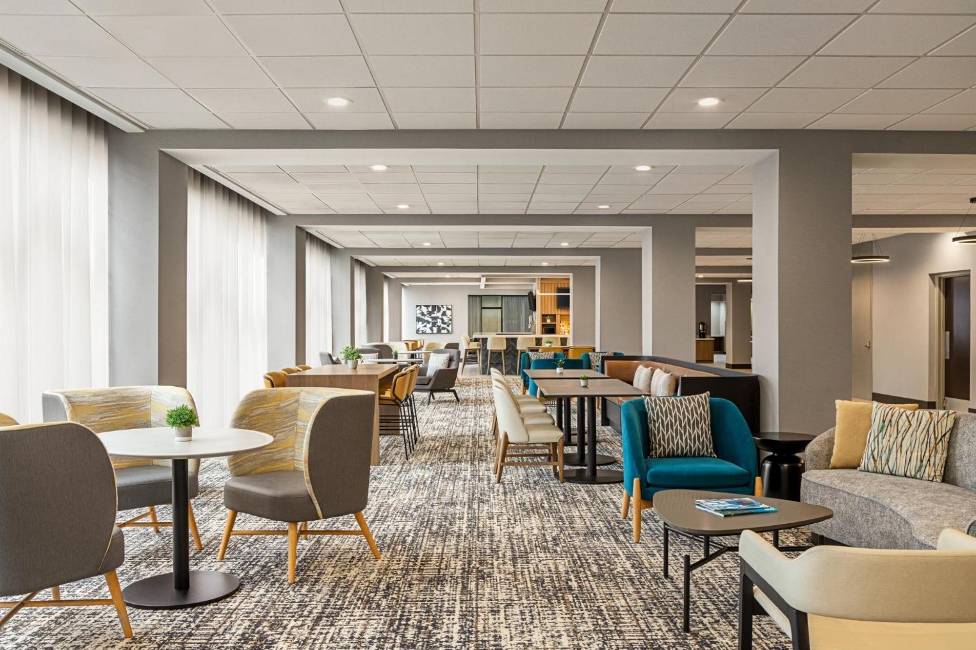 Downtown - Stadium By Ihg Hotel