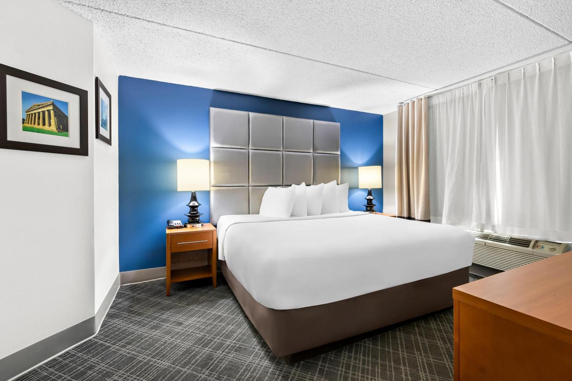 Hotel Comfort & Near Tanger Outlets I-24 Antioch
