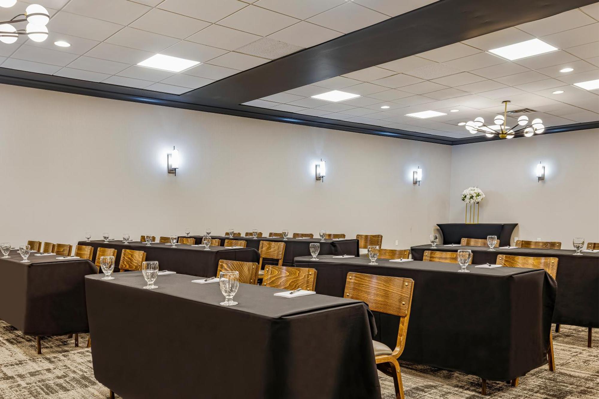 Preston Airport Hotel 3*